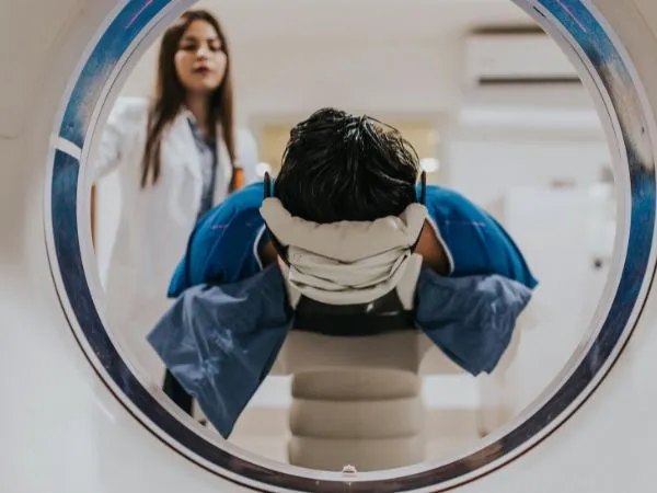 trabajo tecnico de imagen para el diagnostico en Francia